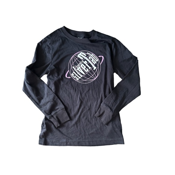 Levi’s Girls Long Sleeve Tees Bundle. - Picture 2 of 6